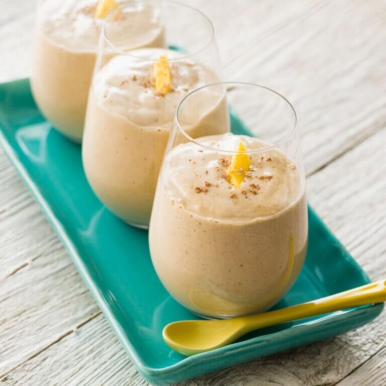 Tropical-coconut-mango-smoothie