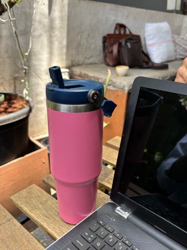 Stainless steel Tumbler – 900ml